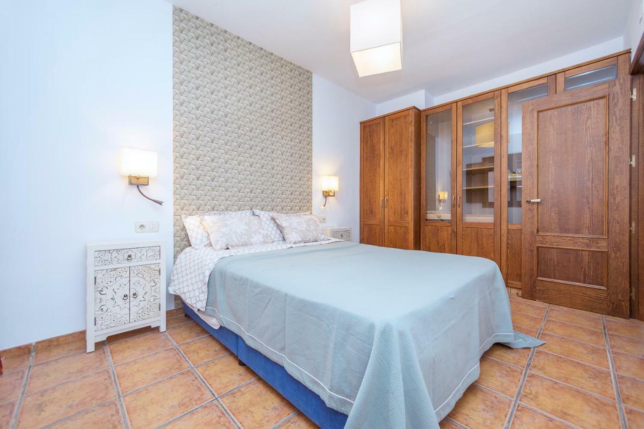 Christine'S Apartment Аликанте Екстериор снимка