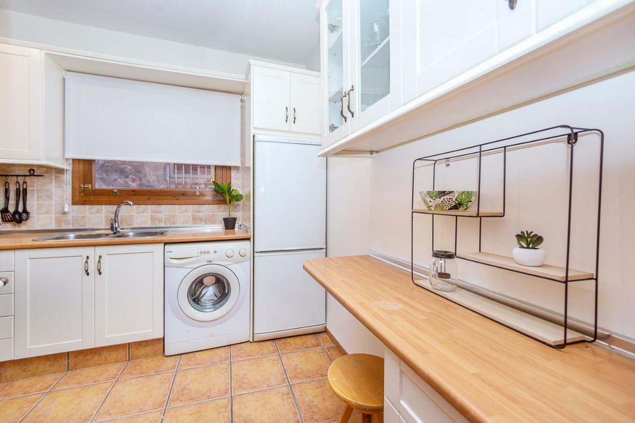 Christine'S Apartment Аликанте Екстериор снимка