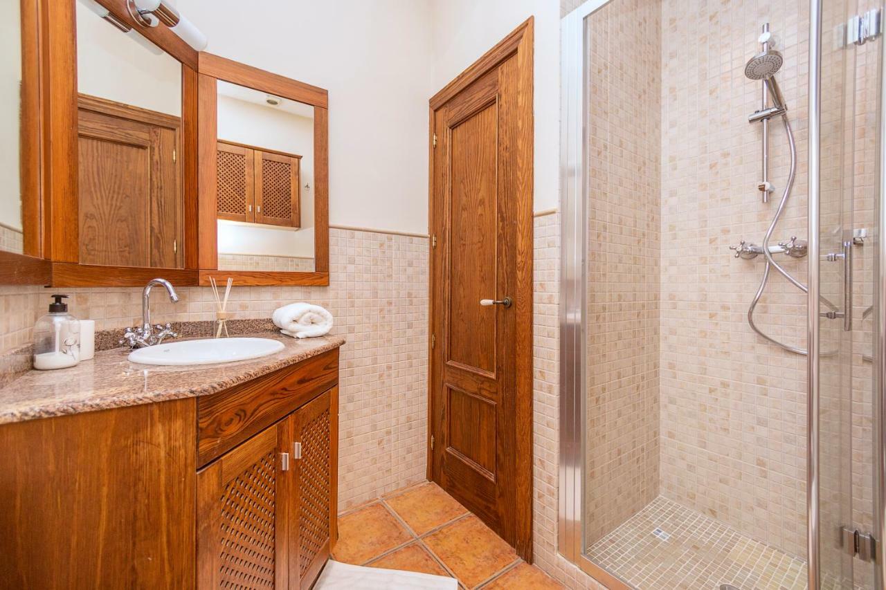 Christine'S Apartment Аликанте Екстериор снимка